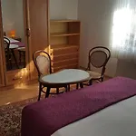 Cosy Studio-apartment Near The Sea דירה באניולה