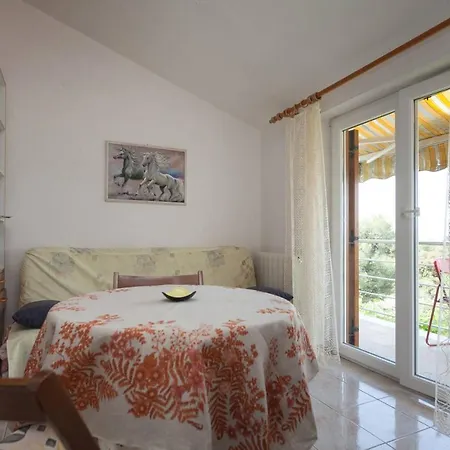Cosy Studio-apartment Near The Sea Banjole