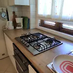 Cosy Studio-apartment Near The Sea 公寓 *